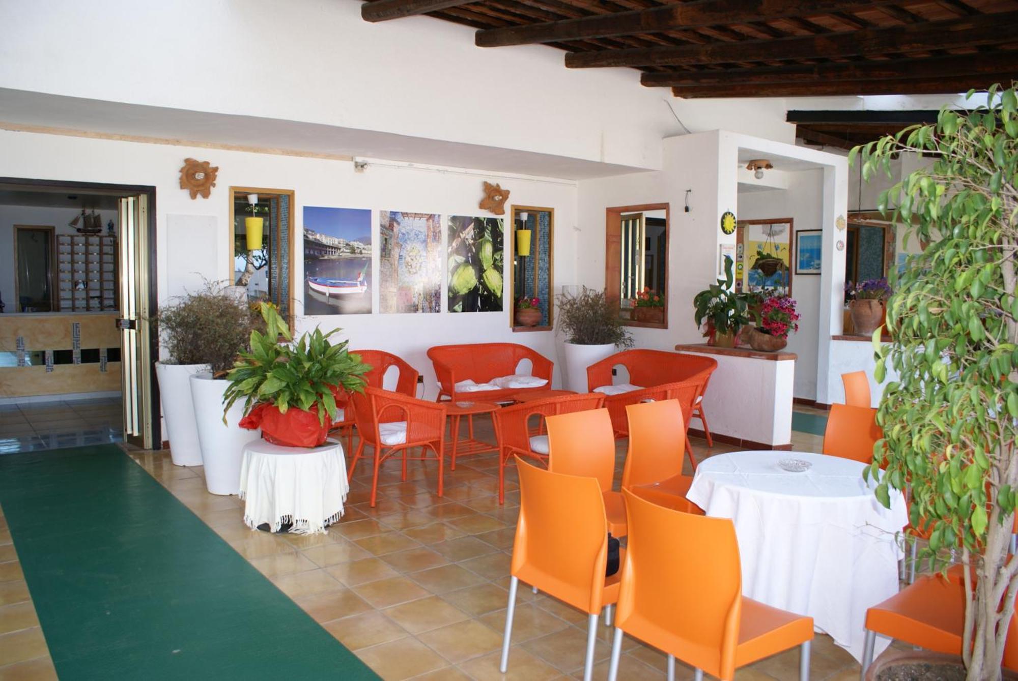 Hotel Cristina Diamante Exterior foto
